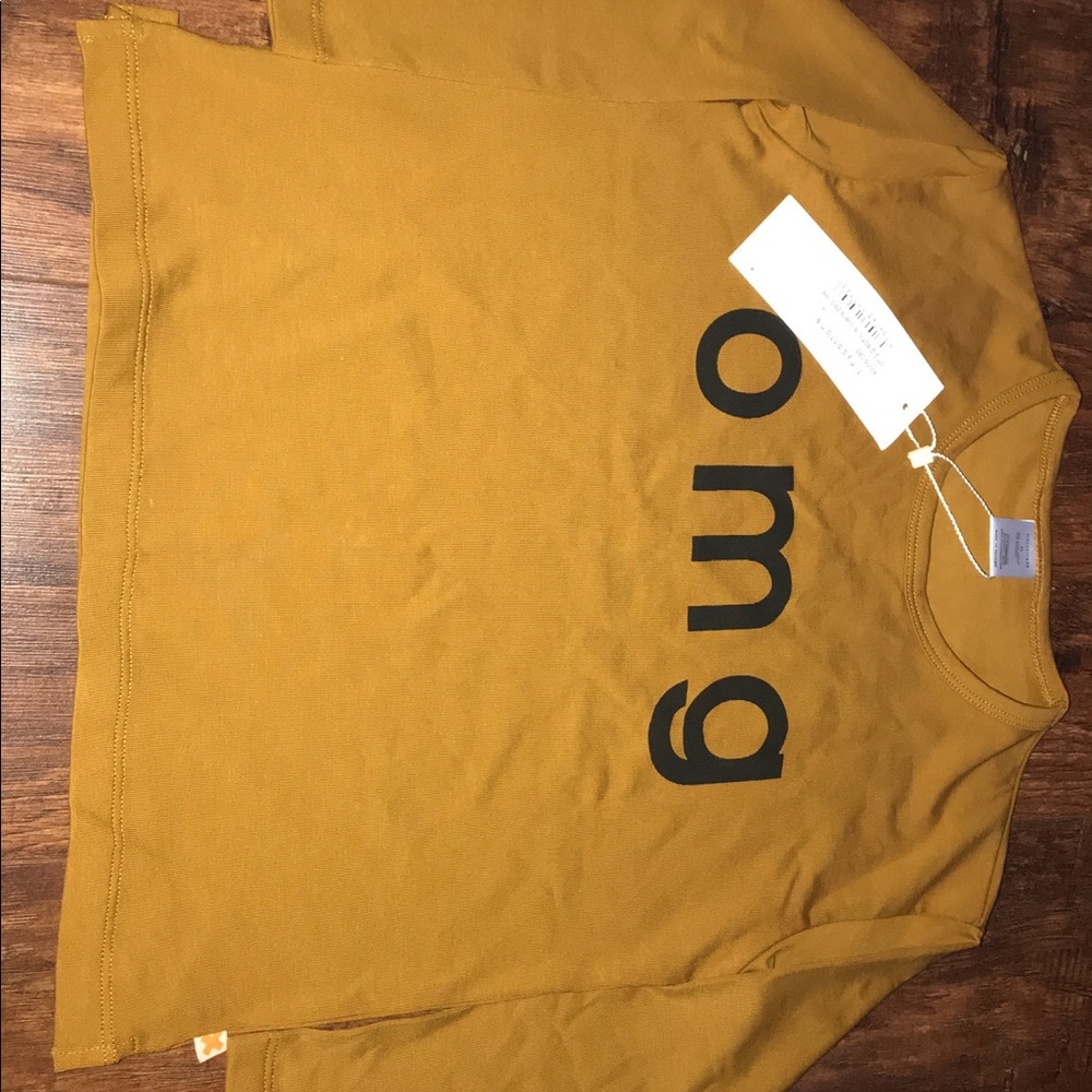 OMG graphic is oversized tee Size 4Y